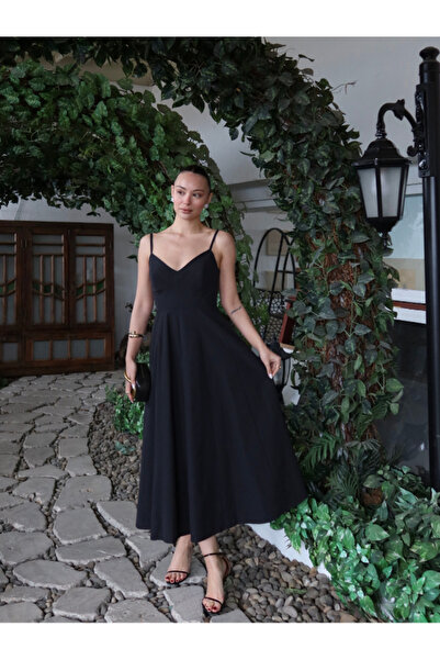 thelowely Flower Poplin Dress