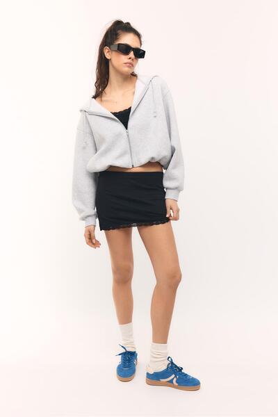 Stradivarius Dantel detaylı şort etek