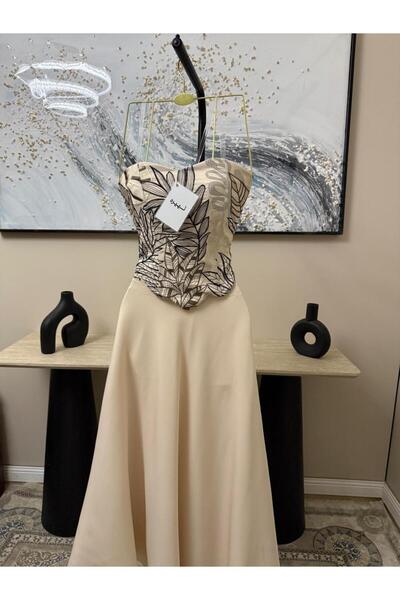 NUHAIRa Elegant midi evening dress with an embroidered corset design