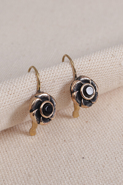 Süspüs Accessories Authentic Earrings with Black Stone Flower Figures
