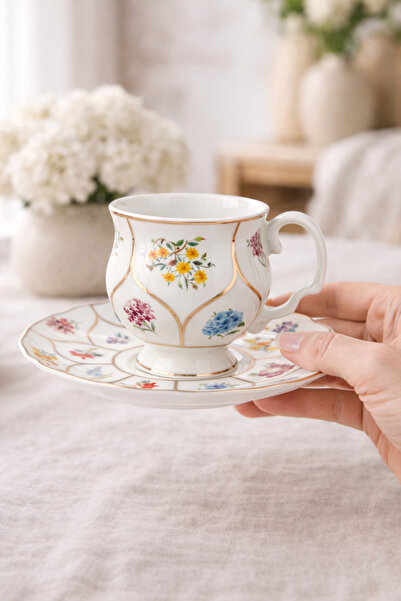 welcomein 6 Kişilik 12 Parça Porselen Türk Kahvesi Fincan Takımı Altın Detayl...