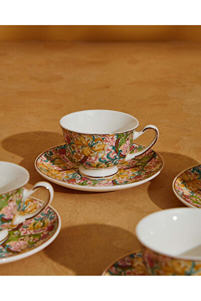 REDTAG طقم قهوة إسبريسو بنقشة زهور متنوعة (8 قطع)