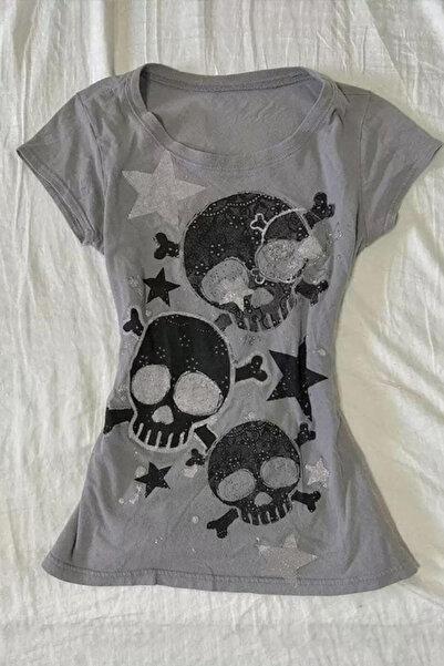 Köstebek Gray Skull Star Detail Printed Grunge Y2K Short Sleeve Cropped