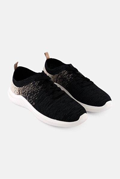 CLARKS حذاء نسائي كاجوال دانتيل من ستاندرد نوفا جلينت، أسود