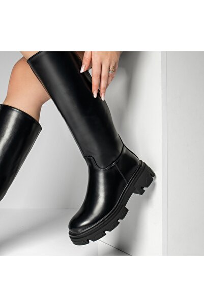 Modlet.ro Women's black boots with zipper MOD07504