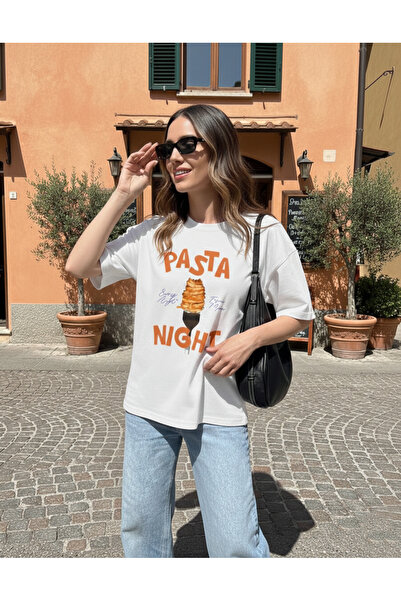 libukes Pasta Night Baskılı Oversize Unisex Beyaz Tişört