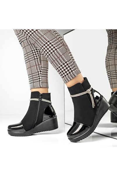 Modlet.ro Γυναικείες μαύρες Σουέτ μπότες με πλατφόρμα MOD14177