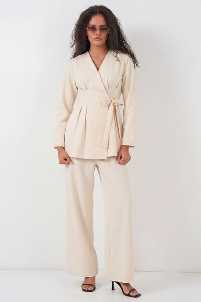 Hiccup BDART kimono sa detaljima kravate u obliku V i set širokih pantalona