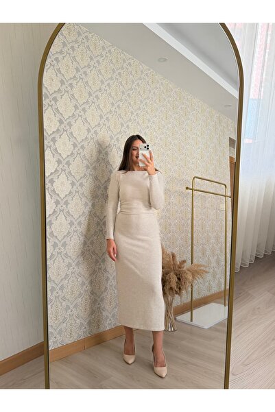 Butik Duygu Şakiroğlu Ekru Yumuşak Dokulu Elbise