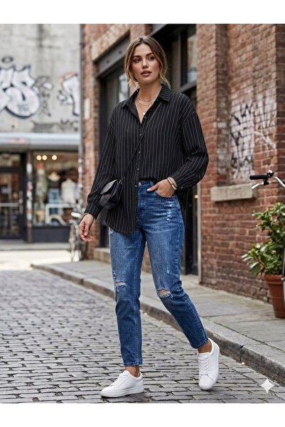 QUBERZ قميص أسود - أبيض مخطط : "قميص أسود-أبيض كبير الحجم من نوع Vertical مخط...