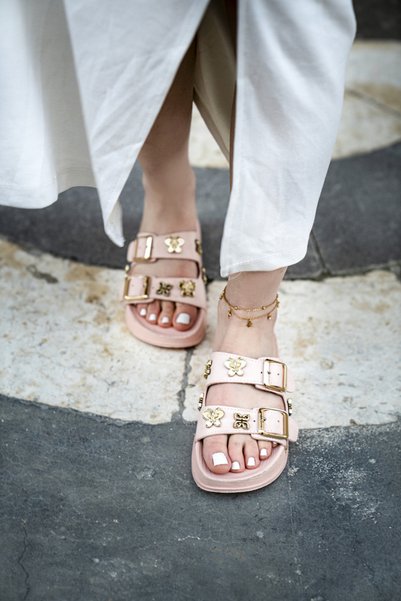CAPRİ MODA Women's Double Buckled Comfortable Sole with Butterfly Accessories Daily Summer Wear Slipper