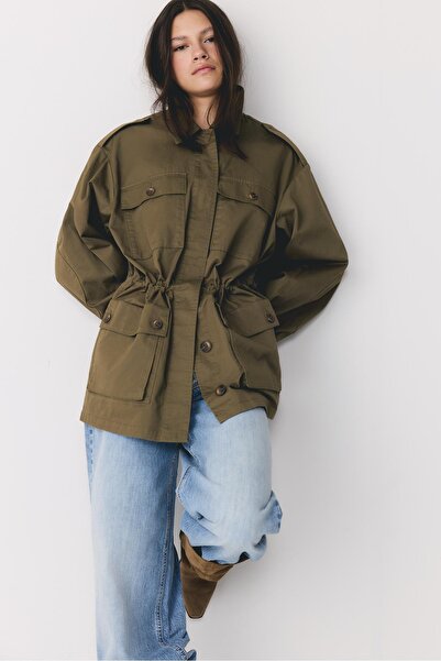 Stradivarius Pamuklu cepli parka