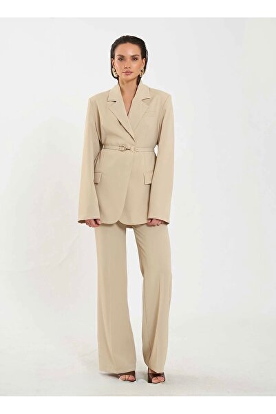 Lefon Kemer Detaylı Oversize Ceket