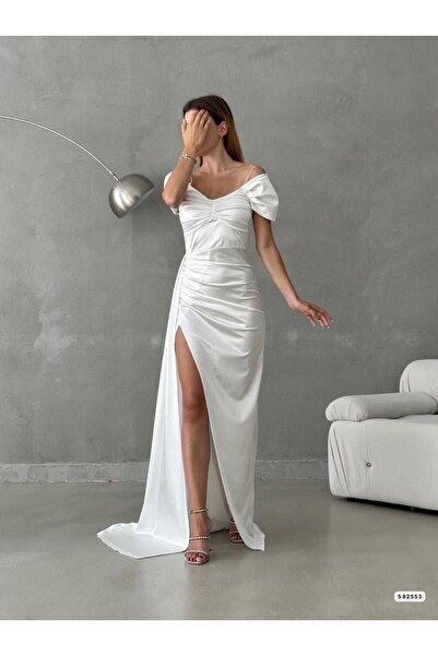 Modafeminen Rochie de seară din satin cu fantă cu detaliu drapat alb 582553