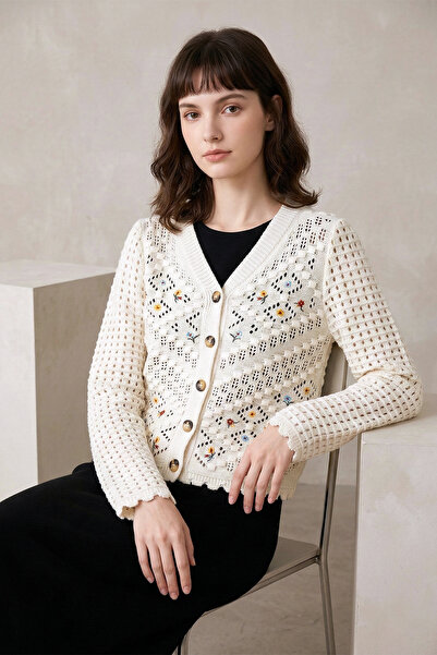 MODAQU Floral Embroidery Detailed Pompom Short Cardigan - Cream