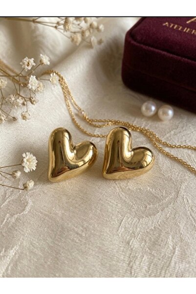 Meneva Aksesuar Non-Tarnish Curved Heart Earrings