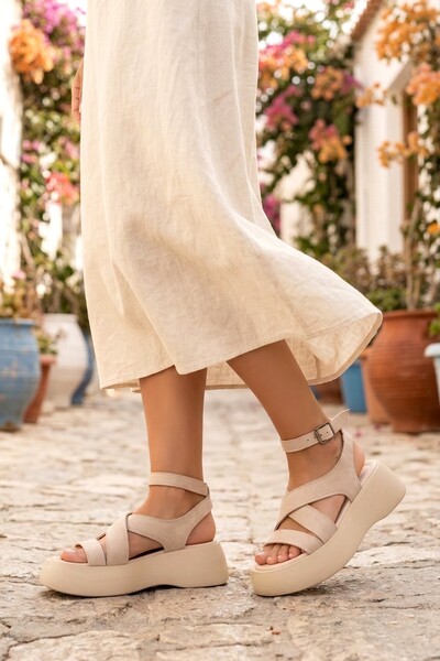 Tolgado Women's High Heels Sports Style Daily Beige Sandals