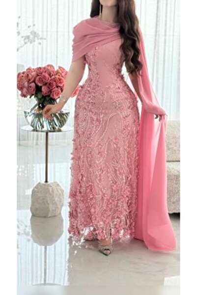 Nobrand Luxurious pink evening dress, fully Embroidered