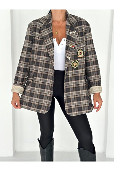 UNBOX Heritage Plaid Statement Blazer