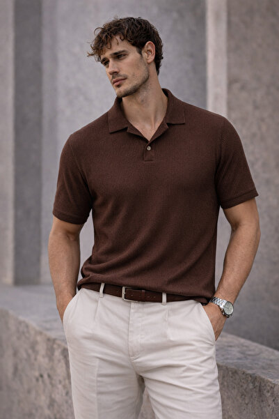 Valiberta Aretus šenil tkanina, regularni kroj, polo ovratnik sa jednim dugme...