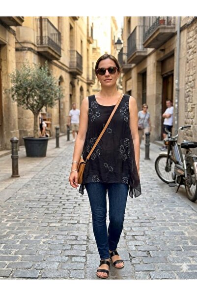 AYASOFYA OTANTIK Women's Italian Black Leaf Embossing D Patterned Sleeveless ...