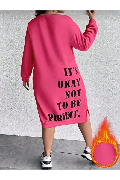 Kids İts Okay εμπριμέ φόρεμα με σκίσιμο από βαμβάκι σε ροζ χρώμα