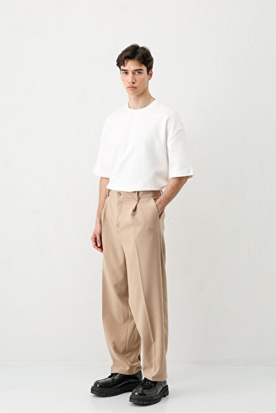 VAMOSCLO بنطلون فضفاض مطوي باللون البيج