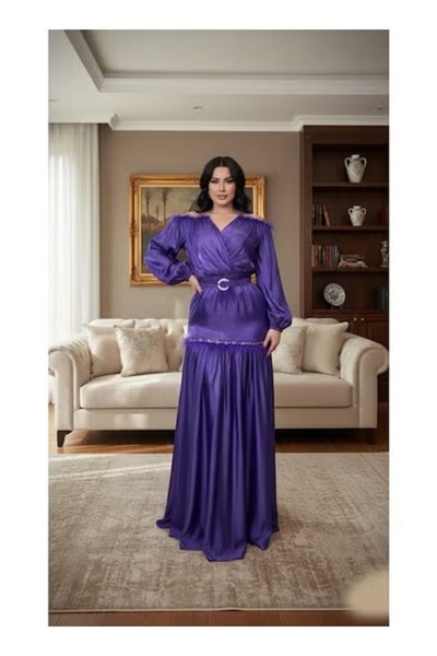 FULLJOY A luxurious long evening dress with an attractively feminine design, ...