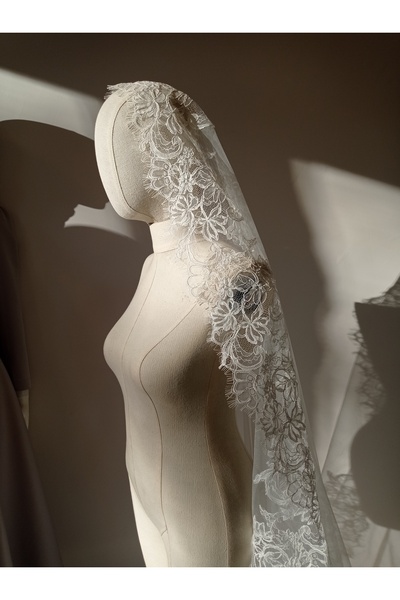 EMRAH KALELİ Orjinal Fransız dantelli gelin duvağı, duvak