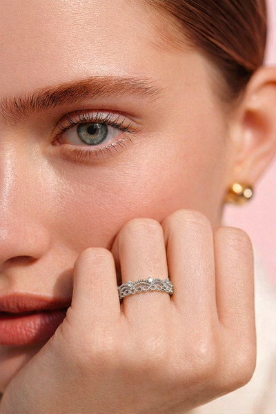 REBORN DESIGN Silver Color Zircon Stone Motif Ring