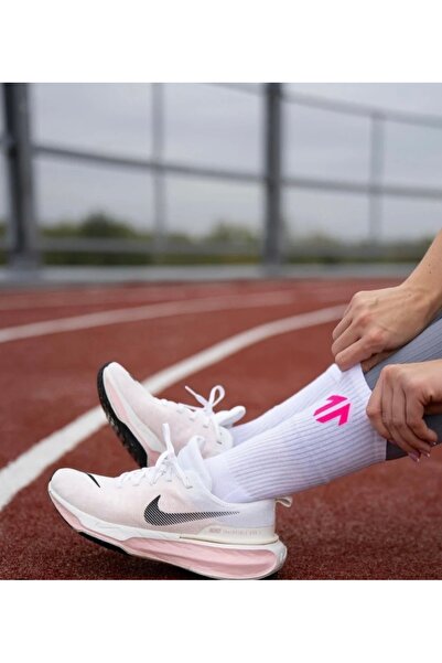 Nike Zoomx Invincible Run Fk 3 Kadın Koşu Ayakkabısı