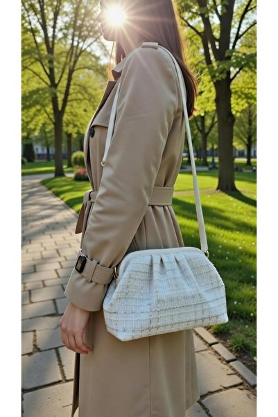 themoiss The Moiss Cream Color Tweed Fabric Scholarship Women's Shoulder and ...