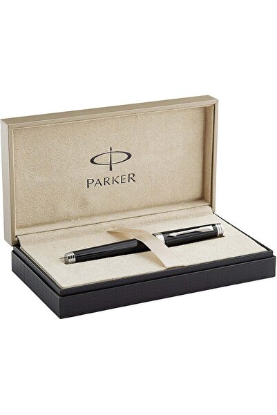 Parker قلم حبر فاخر | طلاء أسود داكن مع حواف مطلية بالفضة | سن متوسط ​​من الذ...
