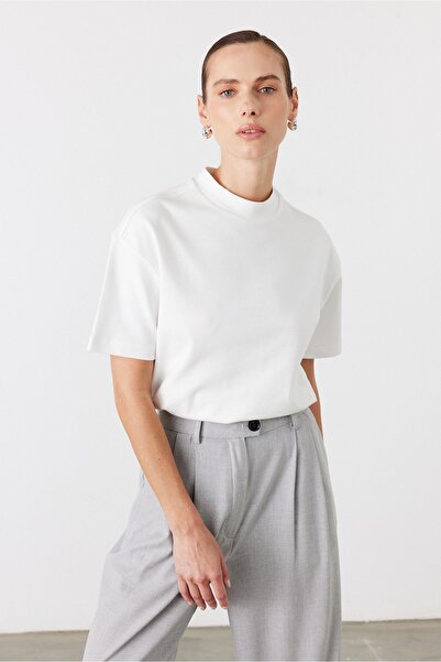 FACETTE Core Visoka kragna Kratki Rukav T-shirt Ekru