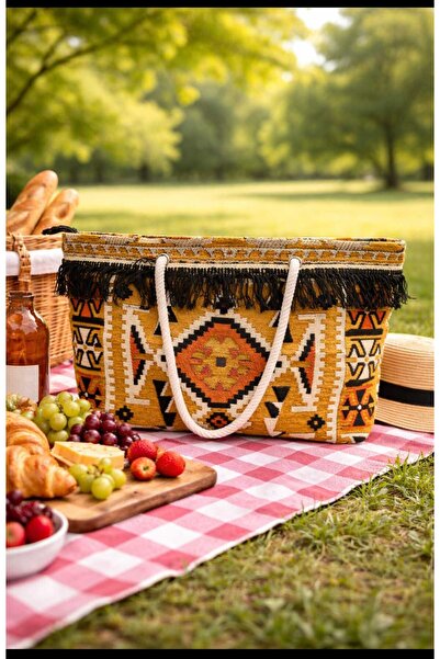 Ayder السعادة تبدأ في حقيبة: لتناول العشاء الأجمل مع أحبائك.