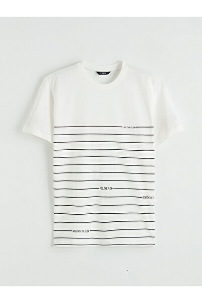 LC Waikiki Ανδρικό μπλουζάκι από χτενισμένο βαμβάκι σε χρώμα εκρού με ριγέ λα...