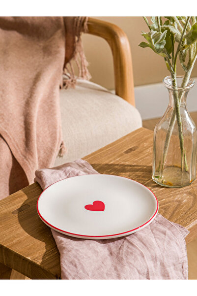 LC Waikiki Rmz Gi̇yi̇m Farkiyla Heart Printed Ceramic Plate 16 cm