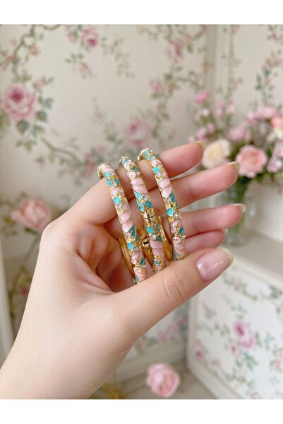 Aylin Bijuteri Zarif Tasarım Mineli Gold Renkli Çelik Kelepçe Bileklik