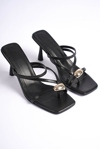 LEVONYA Vera Kadın Siyah Bantlı Küt Burun Taşlı Topuklu Terlik