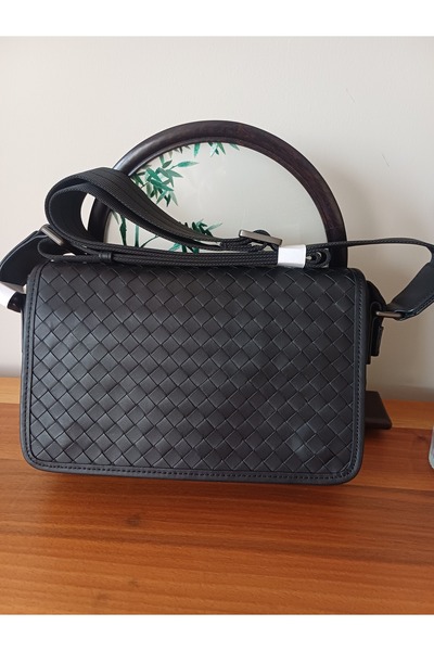 ARDSU Men's Black Leather Braided Bag