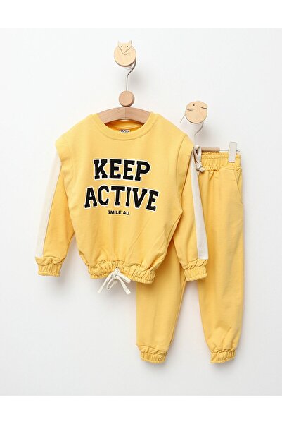 MiniKids Στυλ προπόνησης για κορίτσια, Κοντό σε κίτρινο μοντέλο