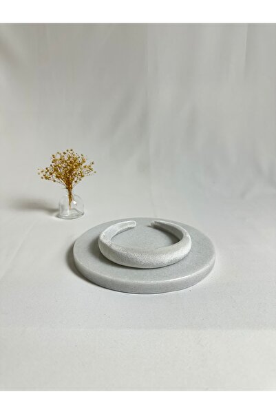 MegssStore White Thin Curved K Velvet Crown Hair Band