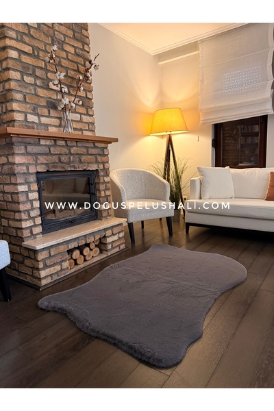 Doğuş Peluş Halı Ultra Soft Gri Yumuşak Dokulu Peluş Halı Asimetrik