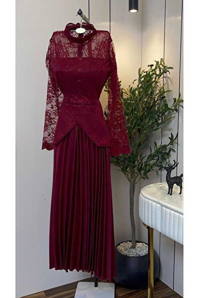 Generic Secrets of Burgundy Lace Dress
