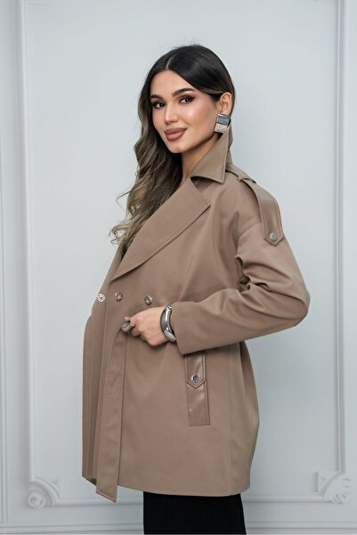 Eccim Fashion Deri Yakalı Cepli Broşlu Astarlı Kısa Kadın Ceket Trençkot