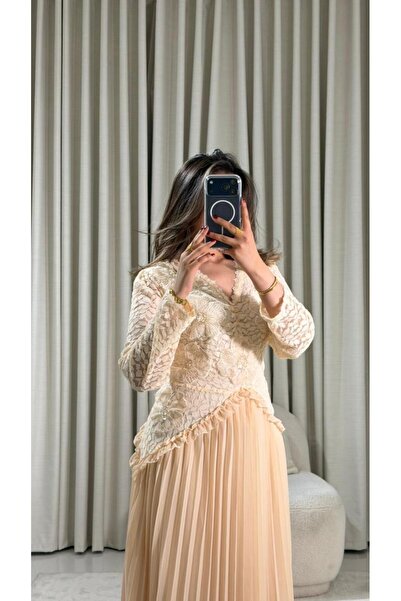 Verona فستان نسائي طويل دانتيل مع تنورة بليسيه متصله – لون بيج