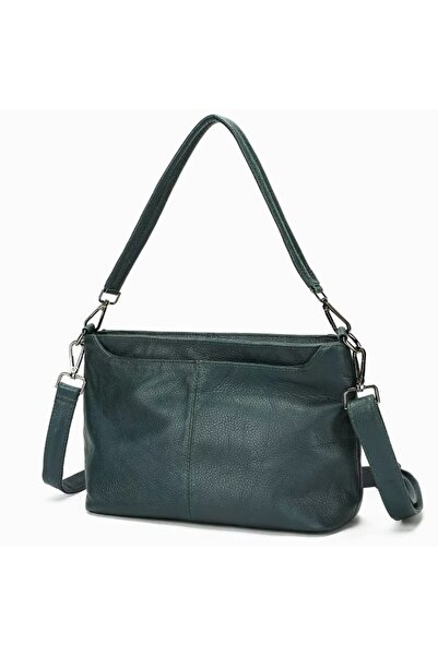 delis Geanta de dama, Isolda