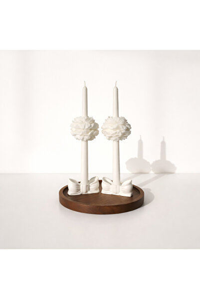 GenelTedarik Çiçek Detaylı Dekoratif Uzun Mum – Şık Tasarım Sofra ve Ev Dekor...