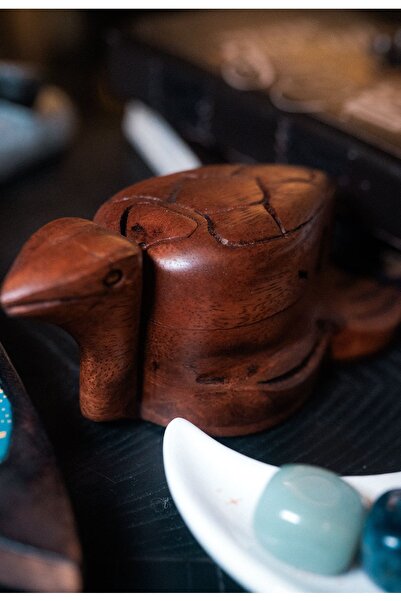 Namaruna Cutie magică din lemn Bali - Țestoasă