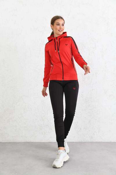 Cramp Spor Garni Piping Detail Red Diver Tracksuit Set on the Sleeve